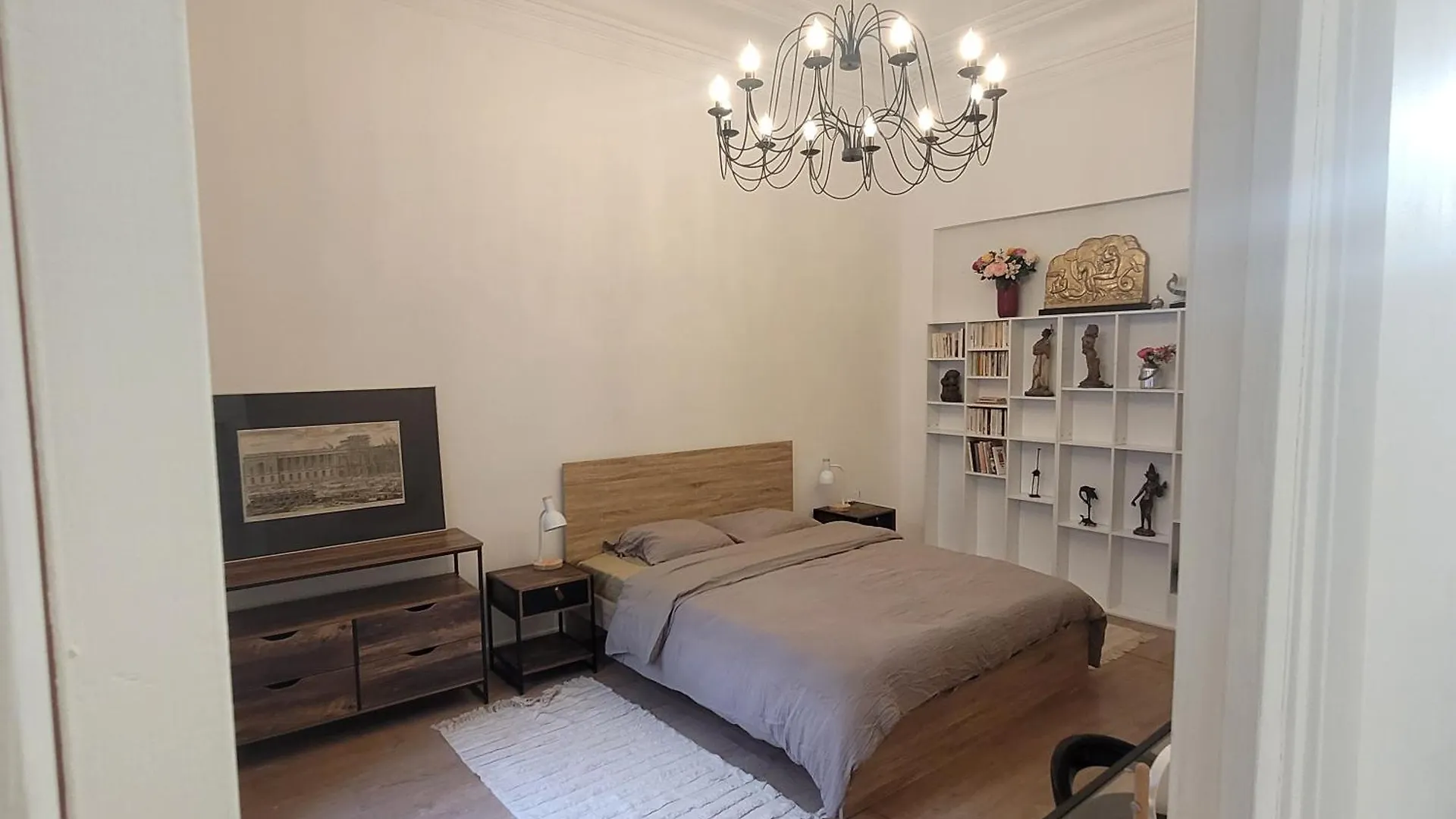Bel Appartement Champs Elysees Avec 2 Chambres Paris 0*,  Frankrig